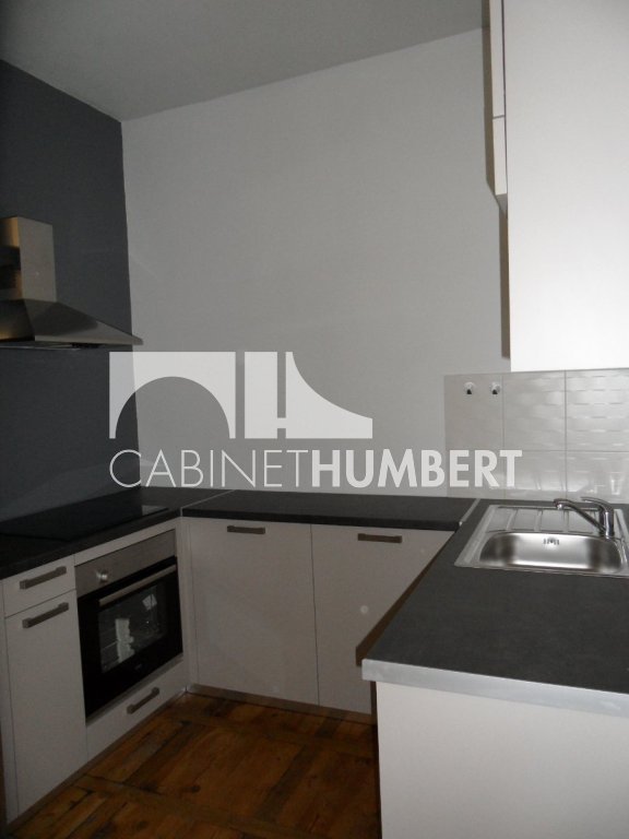 APPARTEMENT T3 A LOUER - ST ETIENNE CENTRE VILLE - 91.34 m2 - 670€ charges comprises par mois