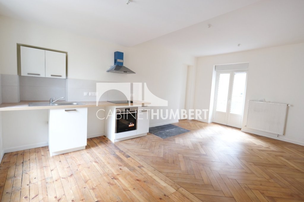 APPARTEMENT T3 A LOUER - ST ETIENNE CENTRE VILLE - 59.52 m2 - 660�&euro; charges comprises par mois