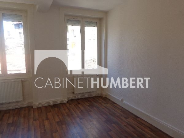 APPARTEMENT T3 A LOUER - ST ETIENNE CENTRE VILLE - 82.72 m2 - 545�&euro; charges comprises par mois