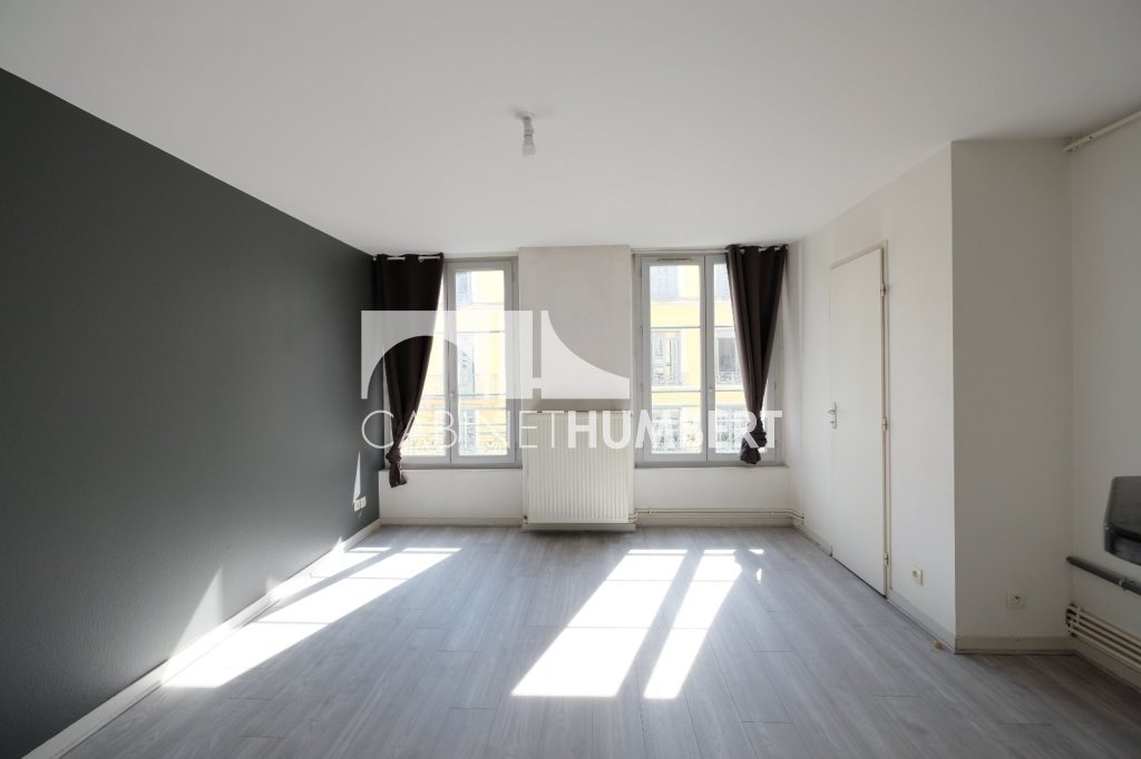 APPARTEMENT T3 A LOUER - ST ETIENNE CENTRE VILLE - 50.93 m2 - 520€ charges comprises par mois
