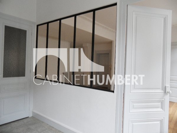 APPARTEMENT T3 A LOUER - ST ETIENNE CENTRE VILLE - 89.64 m2 - 750 &euro; charges comprises par mois