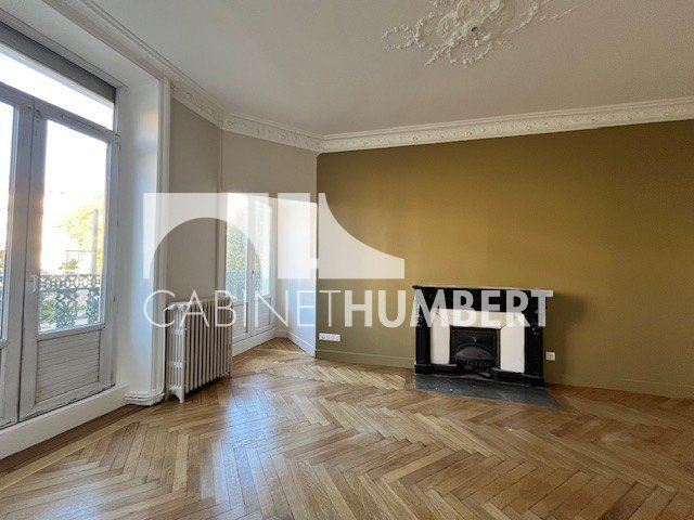 APPARTEMENT T3 A LOUER - ST ETIENNE CHATEAUCREUX - 75.63 m2 - 745 &euro; charges comprises par mois