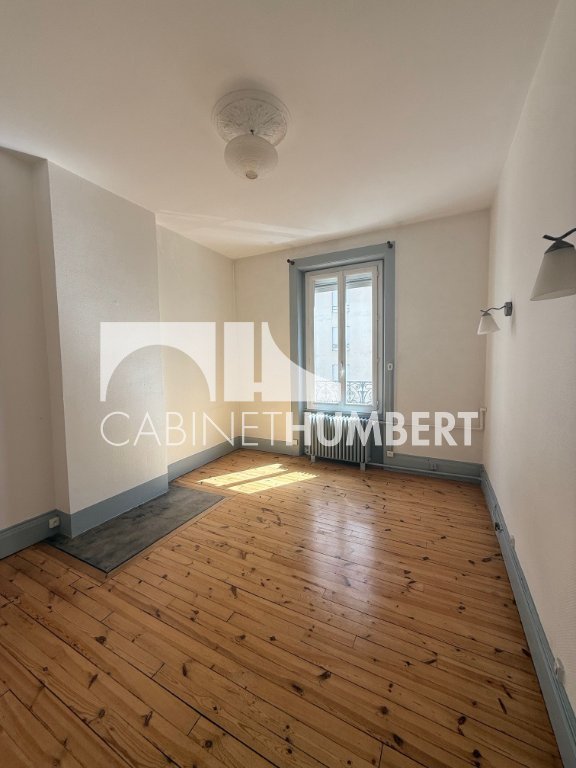 APPARTEMENT T3 A LOUER - ST ETIENNE FACULTE / CENTRE DEUX - 86.55 m2 - 620 € charges comprises par mois