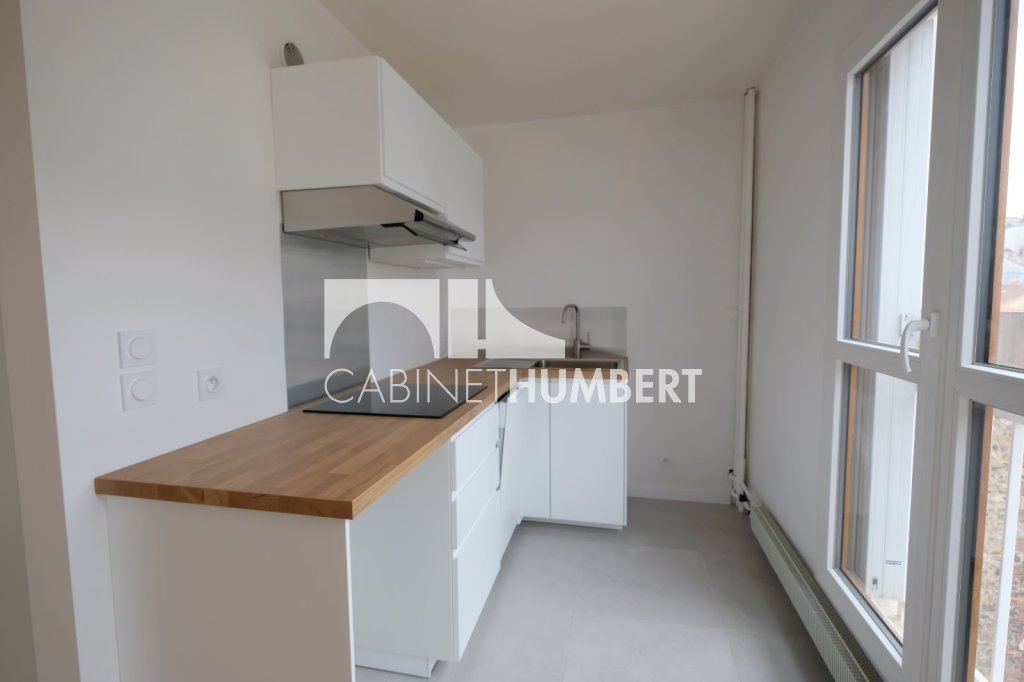 APPARTEMENT T3 A LOUER - ST ETIENNE FACULTE / CENTRE DEUX - 56 m2 - 670�&euro; charges comprises par mois