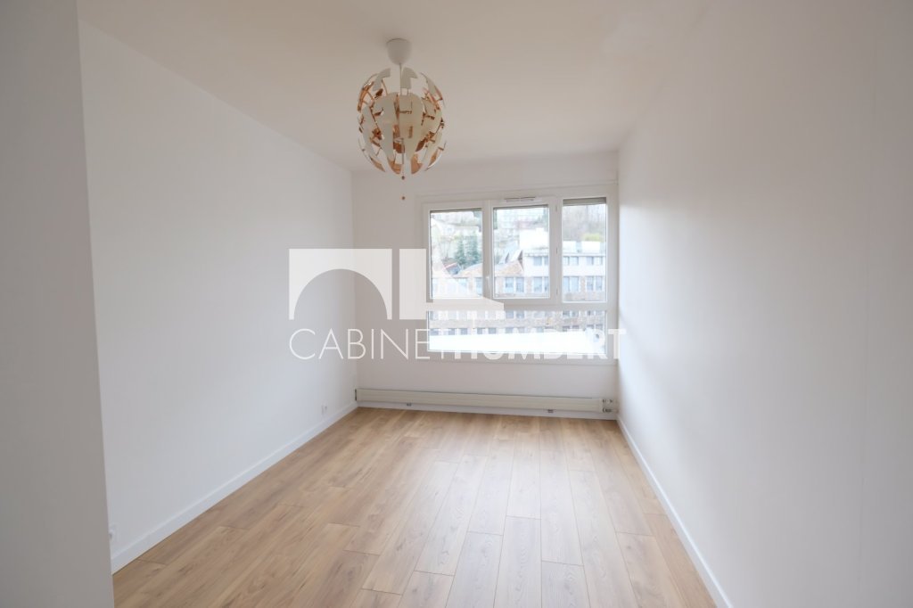 APPARTEMENT T3 A LOUER - ST ETIENNE FACULTE / CENTRE DEUX - 56 m2 - 670�&euro; charges comprises par mois