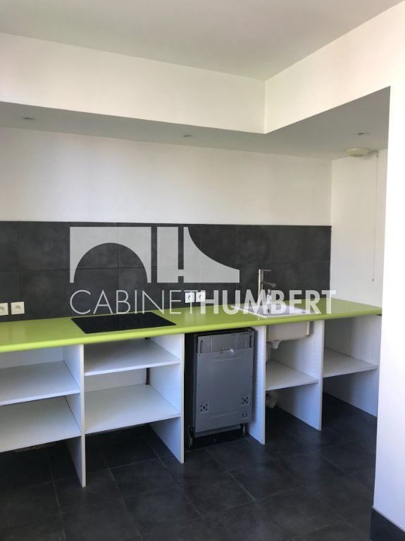 APPARTEMENT T3 A LOUER - ST ETIENNE FACULTE / CENTRE DEUX - 77 m2 - 500�&euro; charges comprises par mois