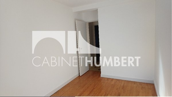 APPARTEMENT T3 A LOUER - ST ETIENNE FAURIEL - 58.57 m2 - 600€ charges comprises par mois