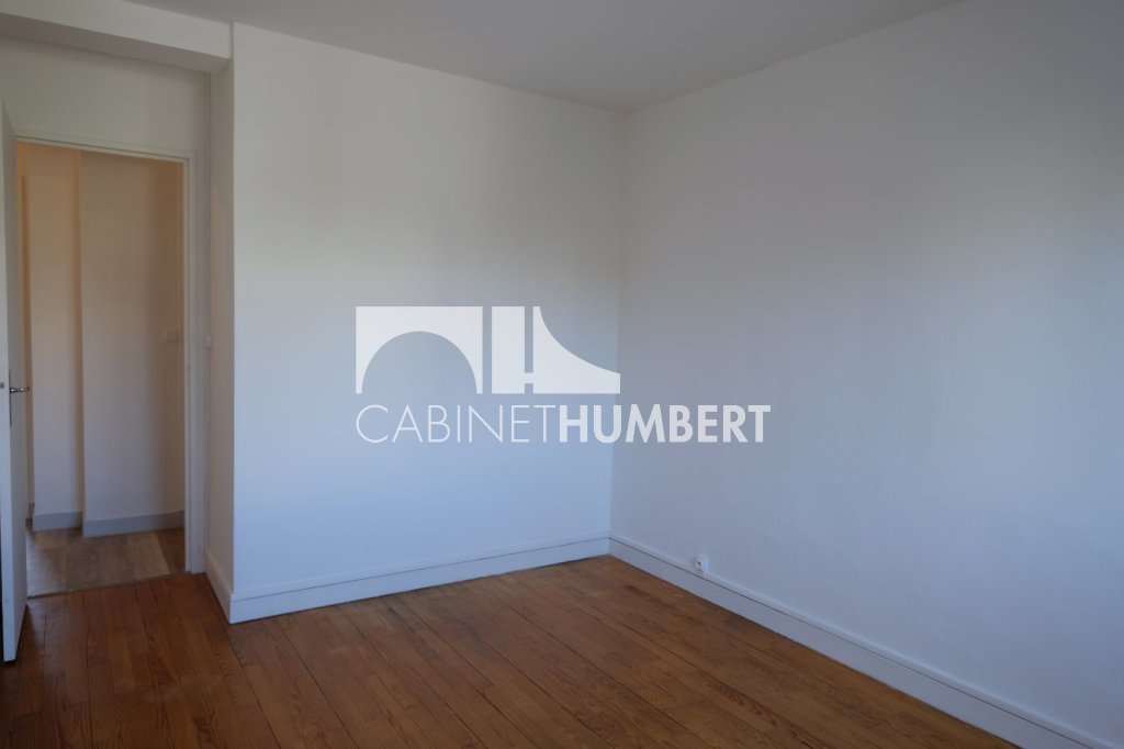 APPARTEMENT T3 A LOUER - ST ETIENNE FAURIEL - 58.58 m2 - 620 &euro; charges comprises par mois