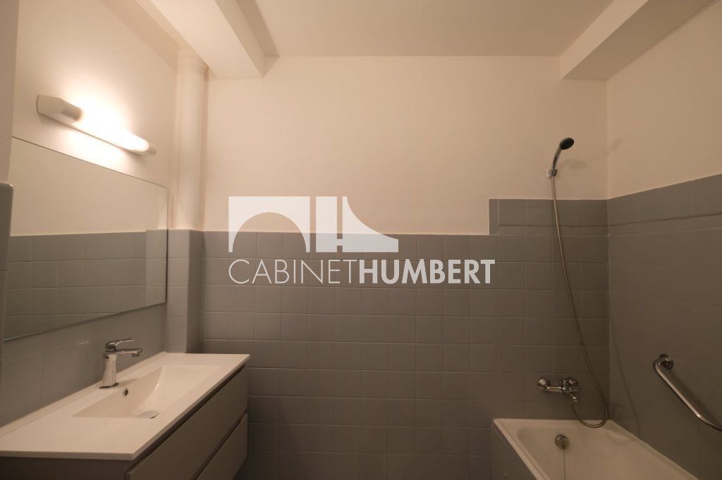 APPARTEMENT T3 A LOUER - ST ETIENNE FAURIEL - 58.58 m2 - 620 &euro; charges comprises par mois