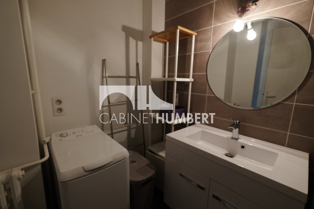 APPARTEMENT T3 A LOUER - ST ETIENNE FAURIEL - 58.14 m2 - 700�&euro; charges comprises par mois