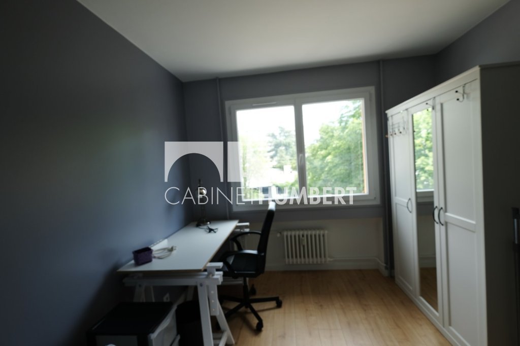 APPARTEMENT T3 A LOUER - ST ETIENNE FAURIEL - 58.14 m2 - 700�&euro; charges comprises par mois