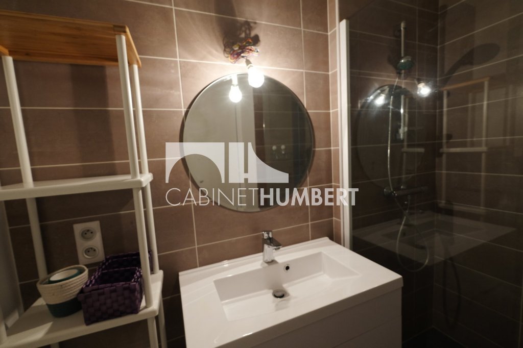 APPARTEMENT T3 A LOUER - ST ETIENNE FAURIEL - 58.14 m2 - 700�&euro; charges comprises par mois