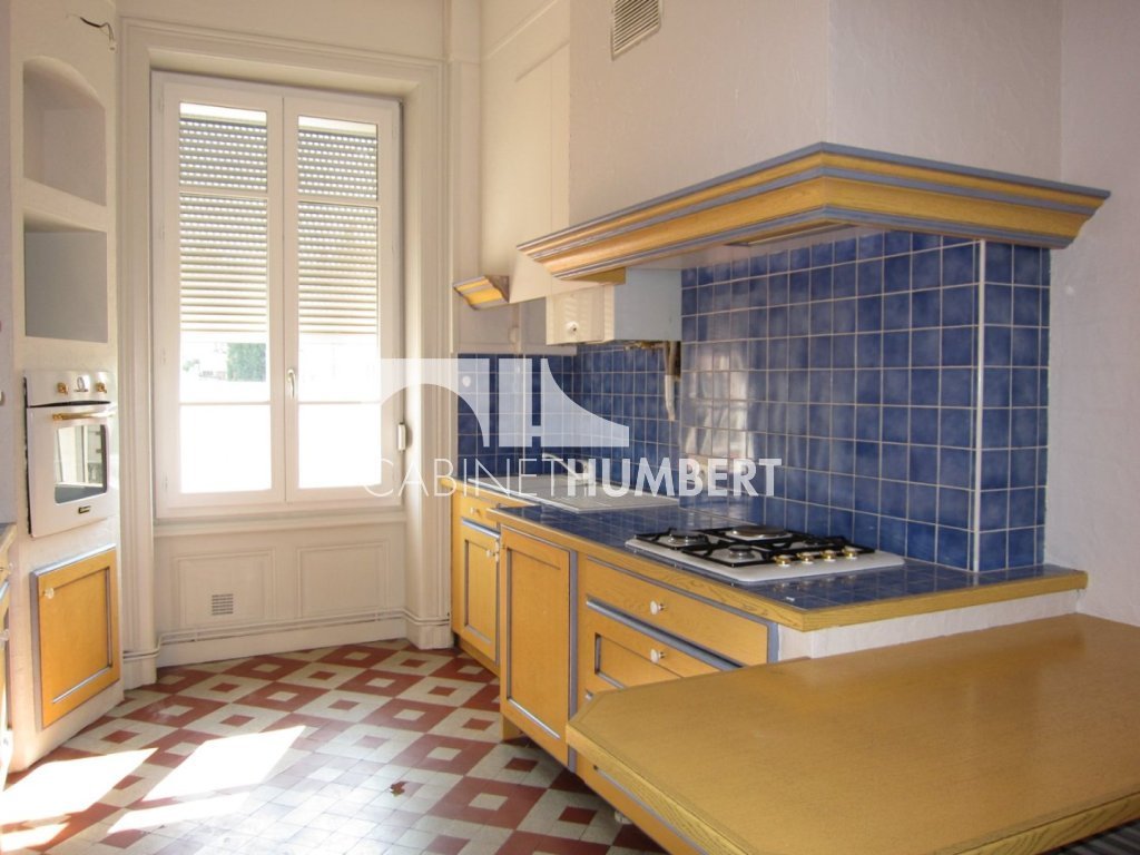 APPARTEMENT T3 A LOUER - ST ETIENNE FAURIEL - 93.65 m2 - 800 &euro; charges comprises par mois