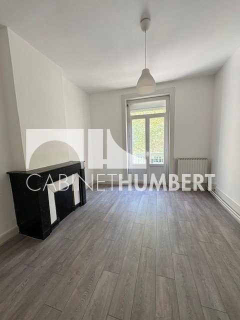APPARTEMENT T3 A LOUER - ST ETIENNE FAURIEL - 57.5 m2 - 550 &euro; charges comprises par mois