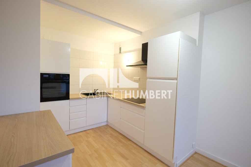 APPARTEMENT T3 A LOUER - ST ETIENNE FAURIEL - 66.71 m2 - 655�&euro; charges comprises par mois