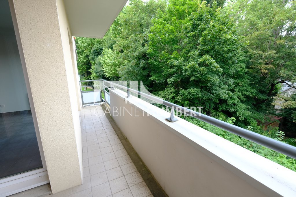 APPARTEMENT T3 A LOUER - ST ETIENNE FAURIEL - 66.75 m2 - 745 &euro; charges comprises par mois
