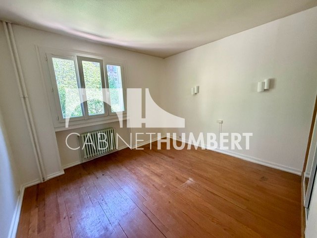APPARTEMENT T3 A LOUER - ST ETIENNE FAURIEL - 74.84 m2 - 750 &euro; charges comprises par mois