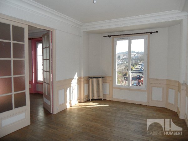 APPARTEMENT T3 A LOUER - ST ETIENNE HAUT DE JACQUARD - 83 m2 - 550 € charges comprises par mois