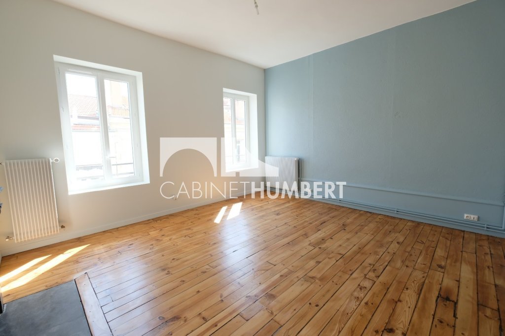 APPARTEMENT T3 A LOUER - ST ETIENNE JACQUARD - 70 m2 - 600 &euro; charges comprises par mois