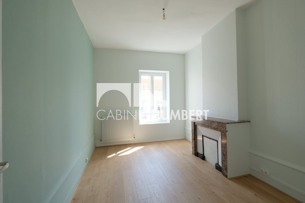 APPARTEMENT T3 A LOUER - ST ETIENNE JACQUARD - 70 m2 - 600 &euro; charges comprises par mois