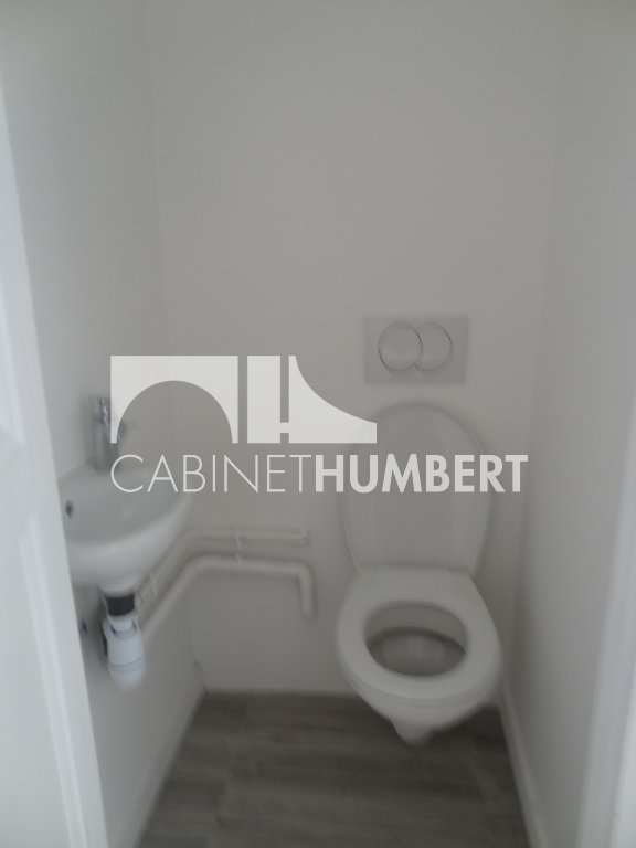 APPARTEMENT T3 A LOUER - ST ETIENNE LE SOLEIL - 69 m2 - 550 € charges comprises par mois