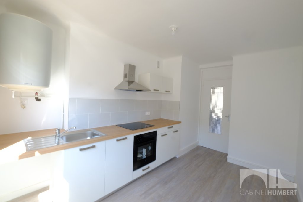 APPARTEMENT T3 A LOUER - ST ETIENNE MONTPLAISIR - 65,1 m2 - 610 € charges comprises par mois