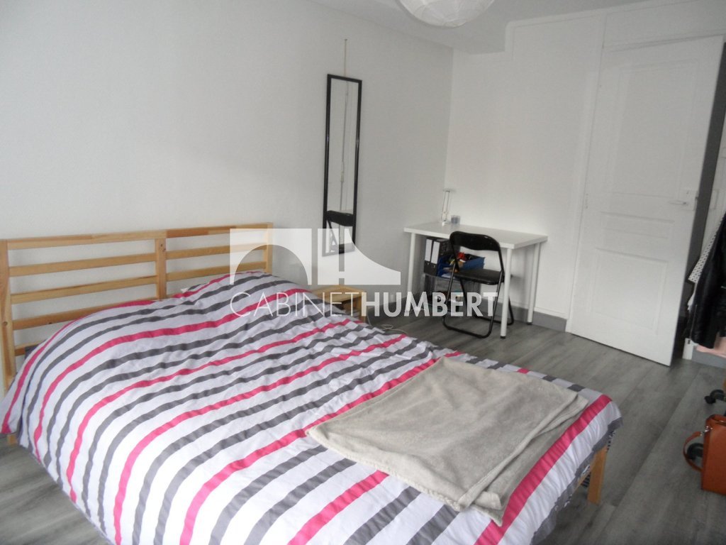 APPARTEMENT T3 A LOUER - ST ETIENNE PLACE ANATOLE FRANCE - 58.21 m2 - 660 &euro; charges comprises par mois