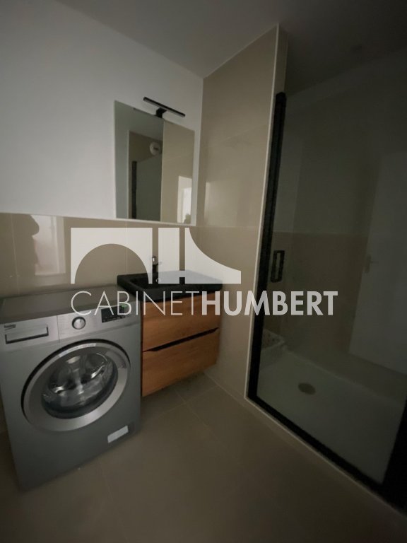 APPARTEMENT T3 A LOUER - ST ETIENNE SAINT FRANCOIS - 58.7 m2 - 570�&euro; charges comprises par mois