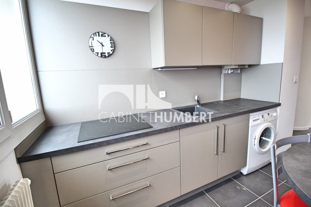 APPARTEMENT T3 A LOUER - ST ETIENNE SOLAURE - 54.79 m2 - 595 € charges comprises par mois