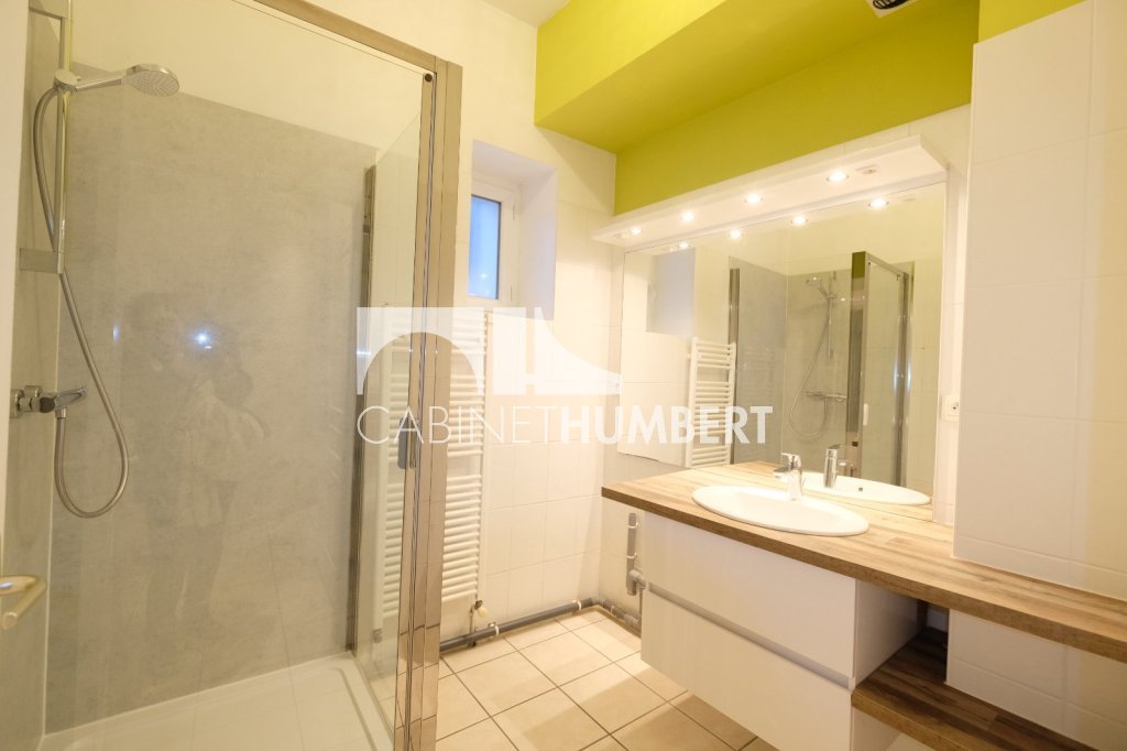 APPARTEMENT T3 A LOUER - ST PRIEST EN JAREZ - 71 m2 - 790�&euro; charges comprises par mois