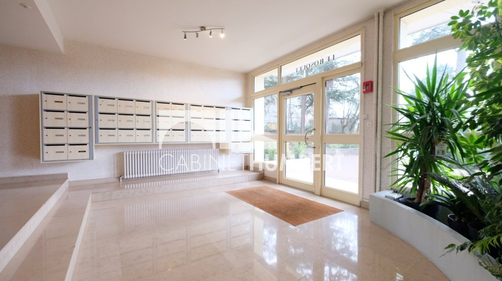 APPARTEMENT T3 A VENDRE - ST ETIENNE FAURIEL - 87.22 m2 - 99 000 &euro;