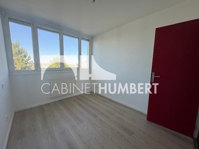 APPARTEMENT T3 A VENDRE - ST ETIENNE BELLEVUE - 54.79 m2 - 59 000 €