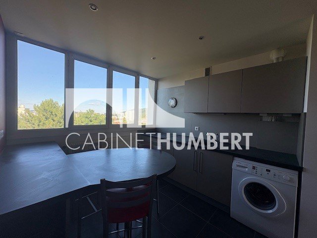 APPARTEMENT T3 A VENDRE - ST ETIENNE BELLEVUE - 54.79 m2 - 59 000 €