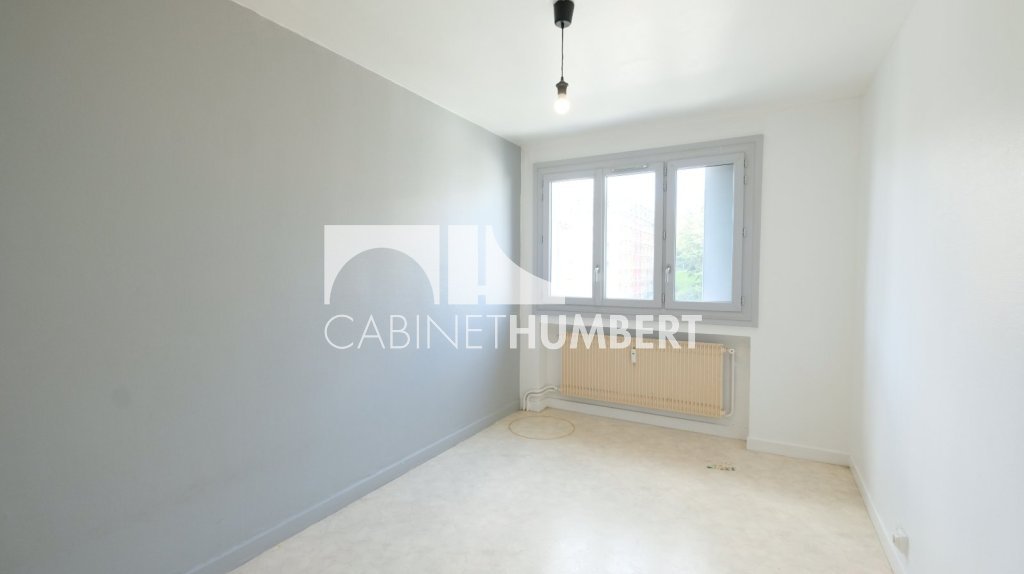 APPARTEMENT T3 A VENDRE - ST ETIENNE BELLEVUE - 58.02 m2 - 54000€