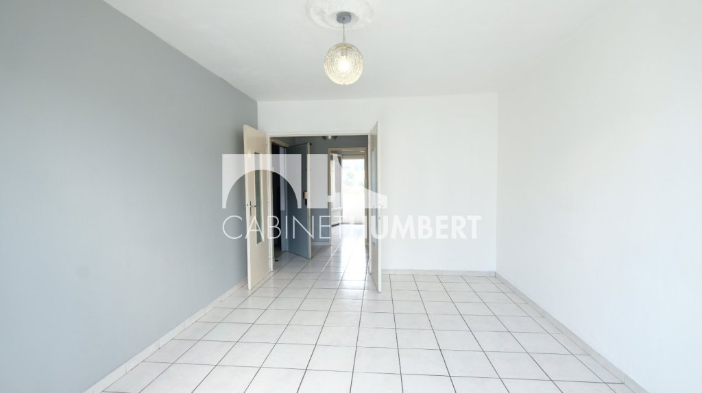 APPARTEMENT T3 A VENDRE - ST ETIENNE BELLEVUE - 58.02 m2 - 54000€