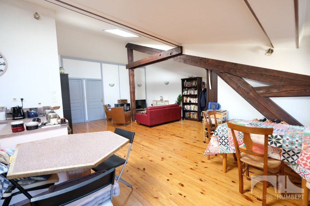 APPARTEMENT T3 A VENDRE - ST ETIENNE CENTRE VILLE - 86,78 m2 - 109000 €