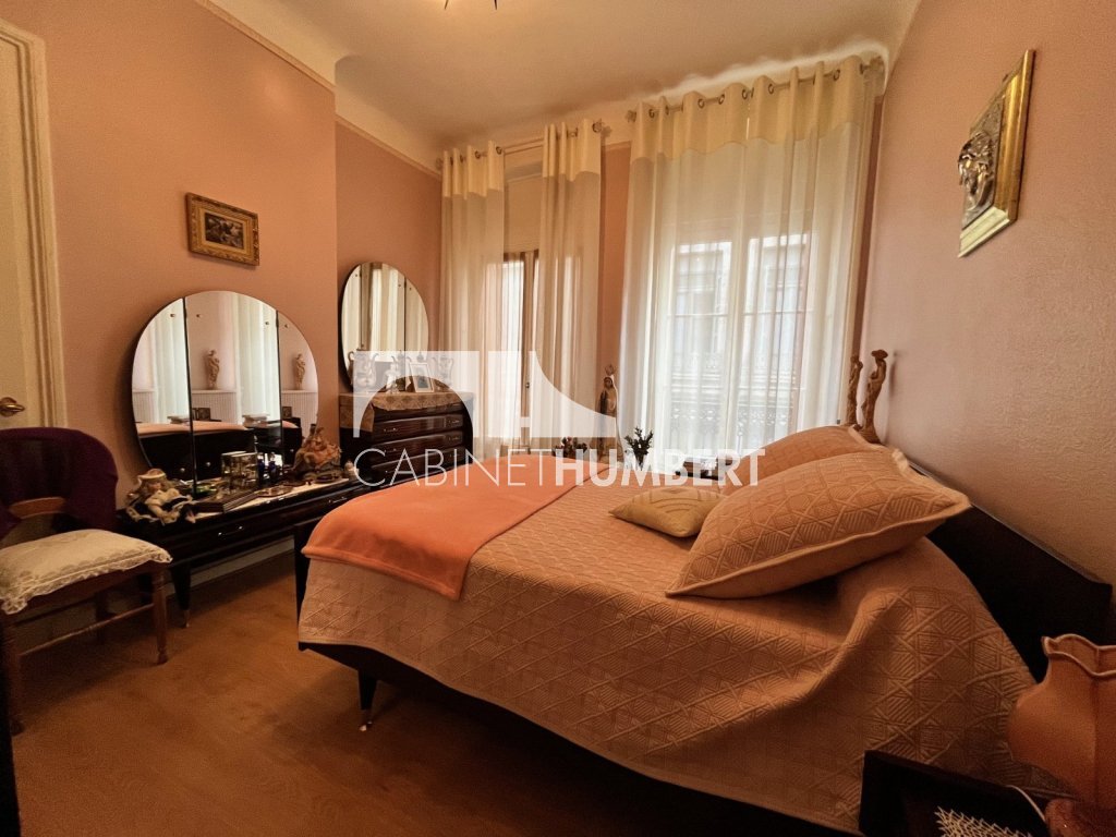 APPARTEMENT T3 A VENDRE - ST ETIENNE CENTRE VILLE - 89.42 m2 - 90000€