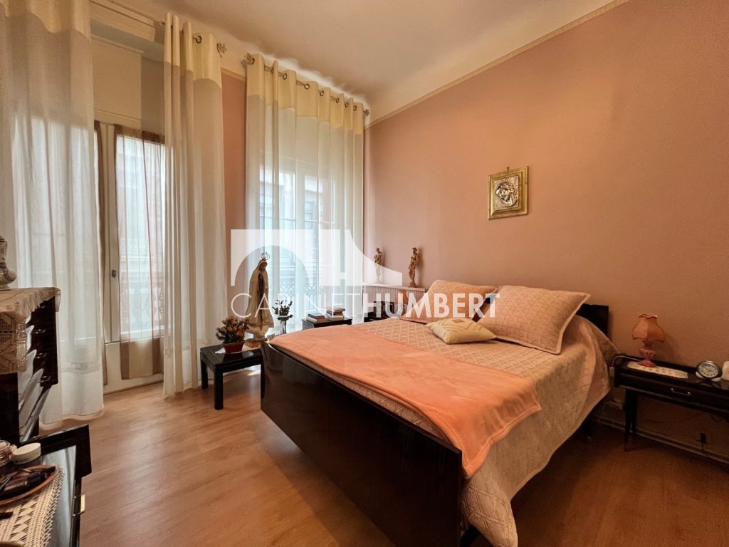 APPARTEMENT T3 A VENDRE - ST ETIENNE CENTRE VILLE - 89.42 m2 - 90000€