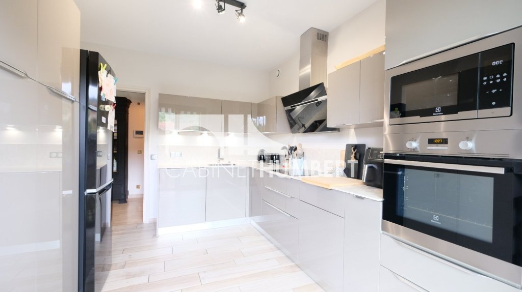 APPARTEMENT T3 A VENDRE - ST ETIENNE CENTRE VILLE - 74.17 m2 - 169 000 €