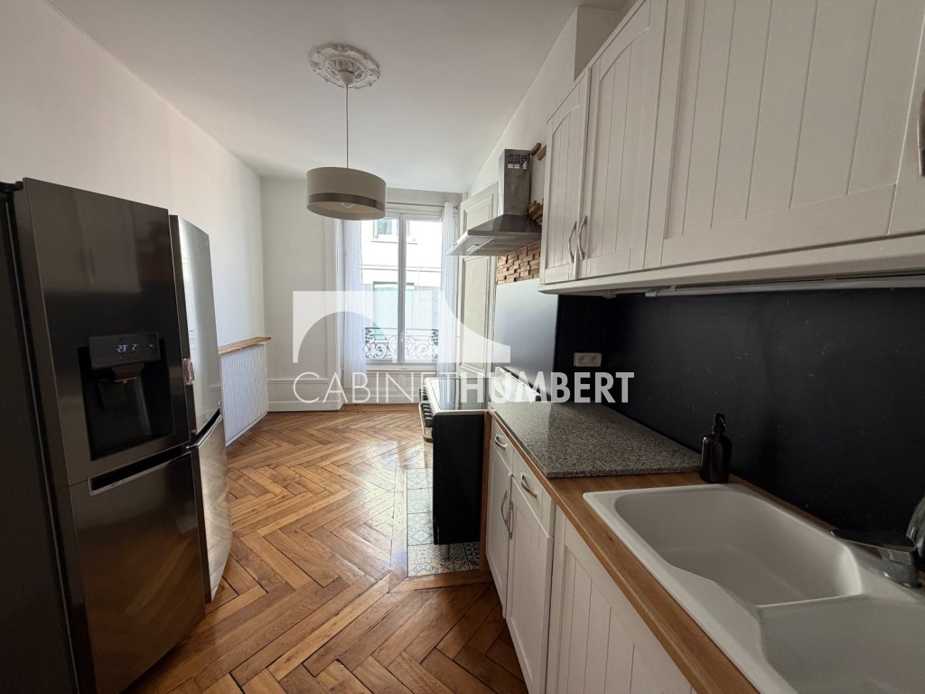 APPARTEMENT T3 A VENDRE - ST ETIENNE CENTRE VILLE - 86.56 m2 - 125 000 &euro;