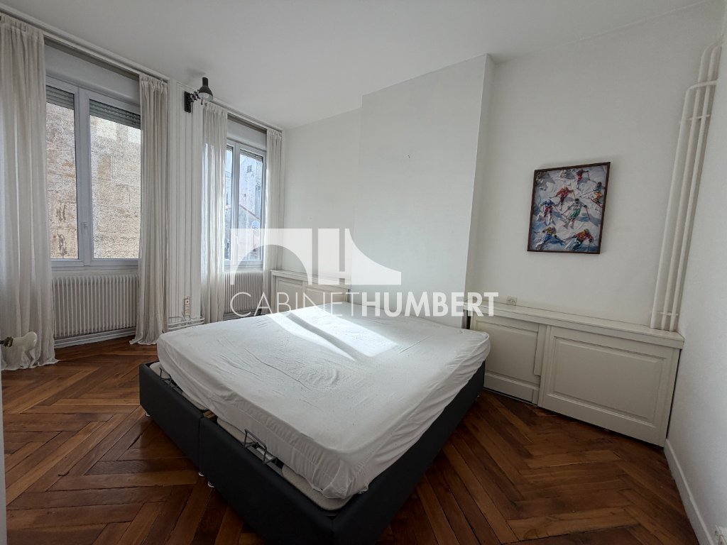 APPARTEMENT T3 A VENDRE - ST ETIENNE CENTRE VILLE - 86.56 m2 - 125 000 &euro;