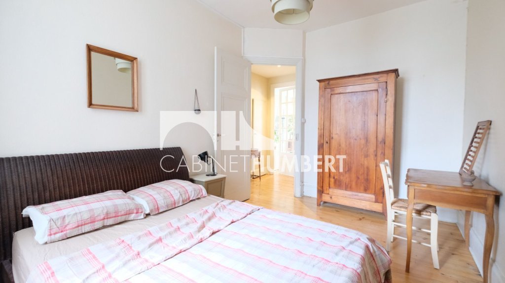 APPARTEMENT T3 A VENDRE - ST ETIENNE FACULTE / CENTRE DEUX - 70 m2 - 85000€