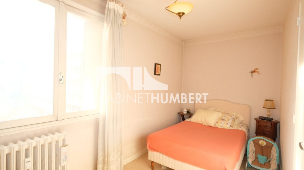 APPARTEMENT T3 A VENDRE - ST ETIENNE FACULTE / CENTRE DEUX - 57.7 m2 - 56�000�&euro;