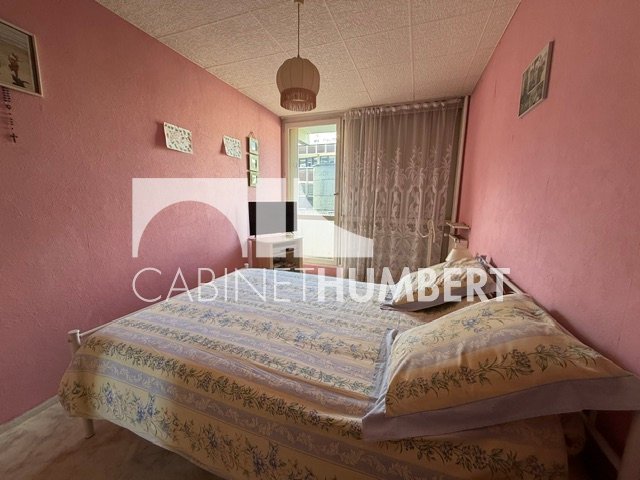 APPARTEMENT T3 A VENDRE - ST ETIENNE FACULTE / CENTRE DEUX - 71.05 m2 - 49 000 &euro;