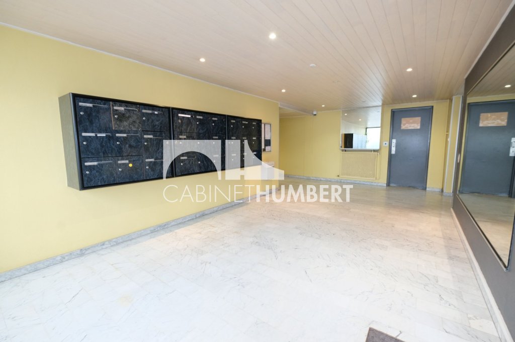 APPARTEMENT T3 A VENDRE - ST ETIENNE FAURIEL - 69.66 m2 - 126000€