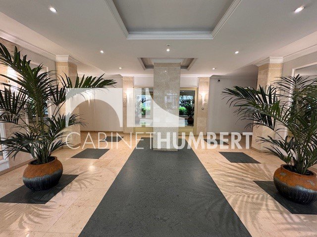 APPARTEMENT T3 A VENDRE - ST ETIENNE FAURIEL - 80.66 m2 - 149000€