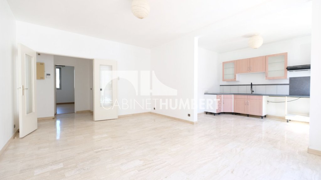 APPARTEMENT T3 A VENDRE - ST ETIENNE FAURIEL - 84.29 m2 - 98 000 &euro;