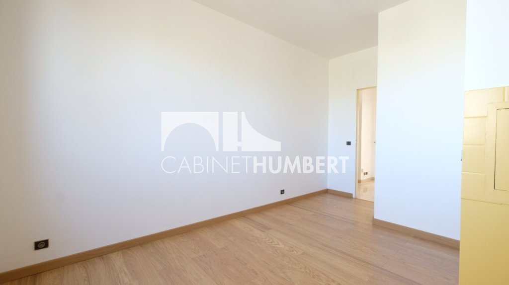 APPARTEMENT T3 A VENDRE - ST ETIENNE FAURIEL - 84.29 m2 - 98 000 &euro;