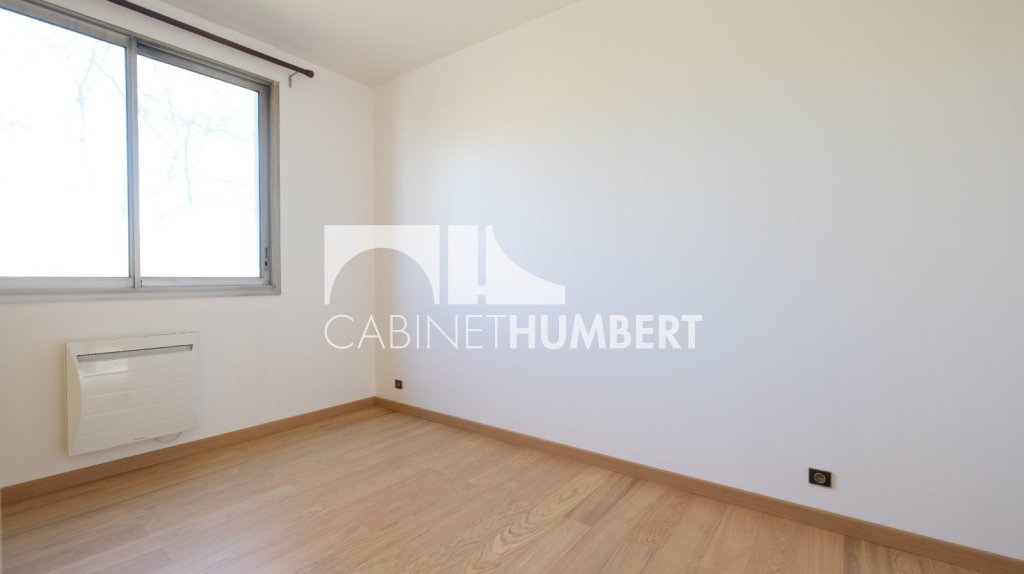 APPARTEMENT T3 A VENDRE - ST ETIENNE FAURIEL - 84.29 m2 - 98 000 &euro;
