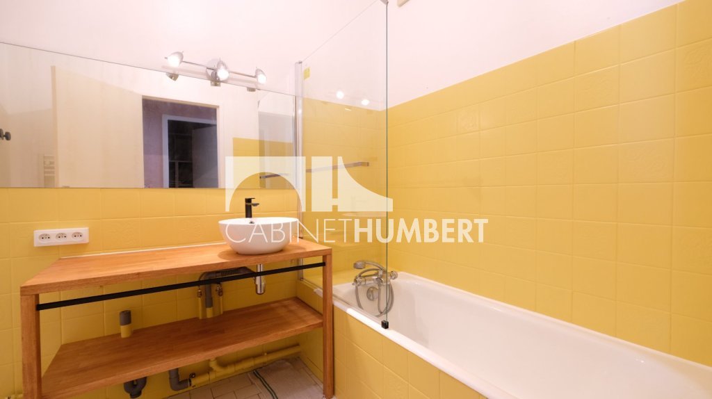APPARTEMENT T3 A VENDRE - ST ETIENNE FAURIEL - 84.29 m2 - 98 000 &euro;